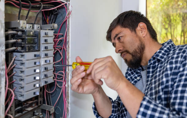 Best Affordable Emergency Electrician  in Newport, WA
